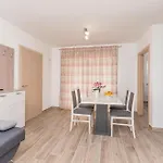 One-bedroom In アパート