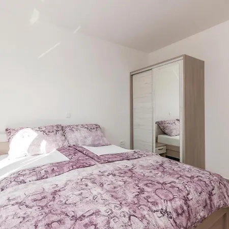 One-bedroom In Апартаменты Биоград-на-Мору