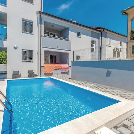 1 Bedroom Beautiful In Apartment Biograd Na Moru