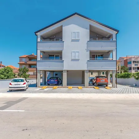 Apartment 1 Bedroom Beautiful In Biograd Na Moru